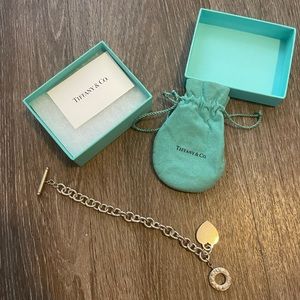 Tiffany & Co. Heart Charm Sterling Silver Toggle Bracelet
